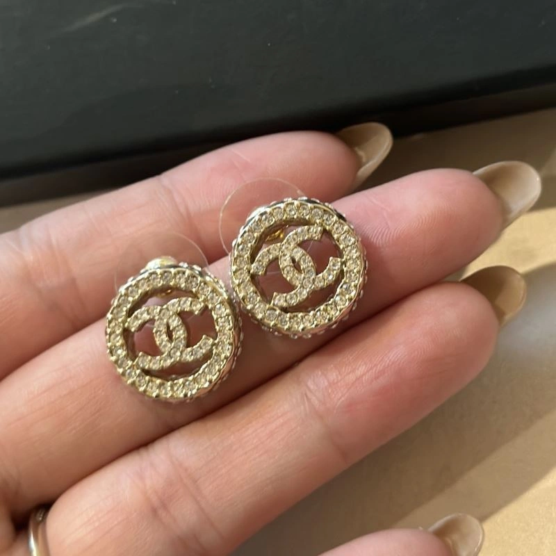 Chanel Earrings MoistureWicking 232277