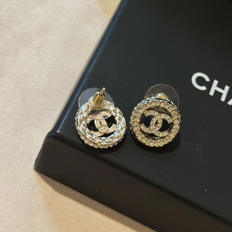 Chanel Earrings MoistureWicking 232277