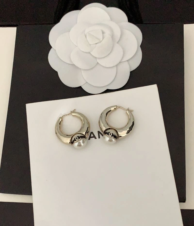 Practical Chanel Earrings 232275