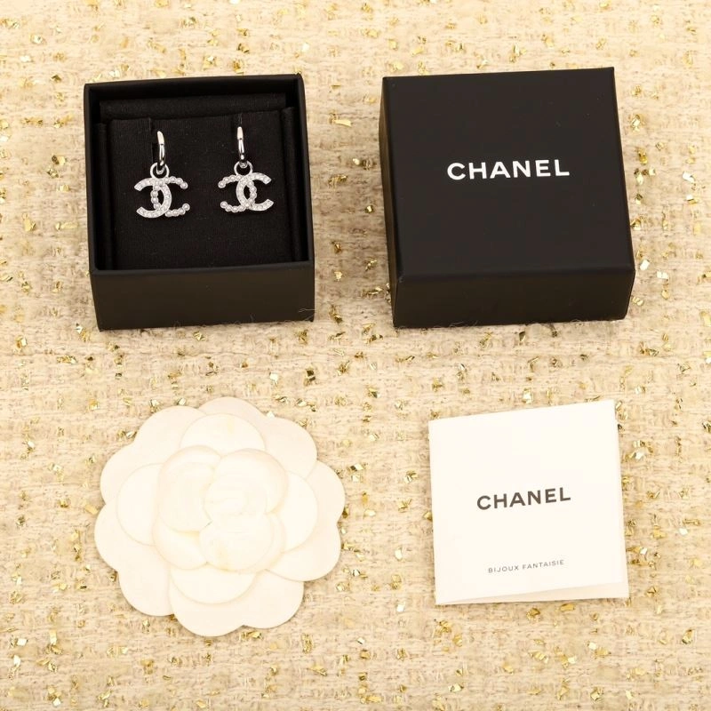Cozy Chanel Earrings 232251