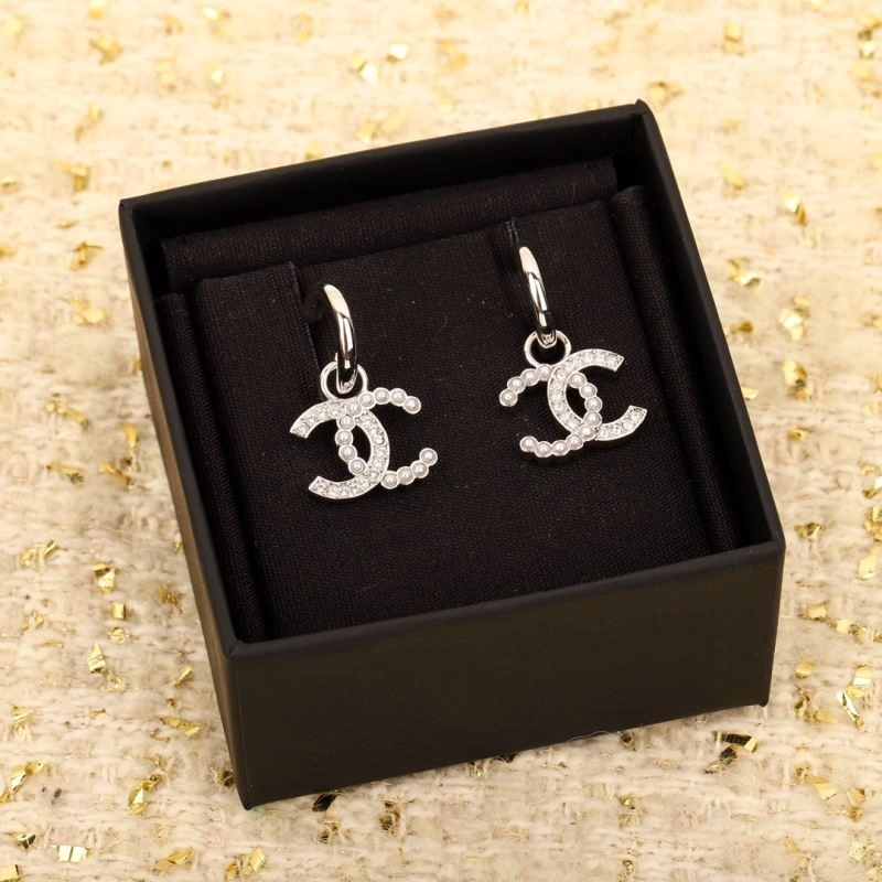 Cozy Chanel Earrings 232251