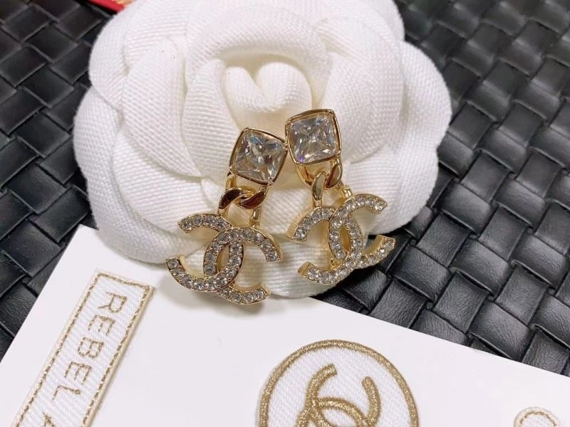 RelaxedFit Chanel Earrings 232278