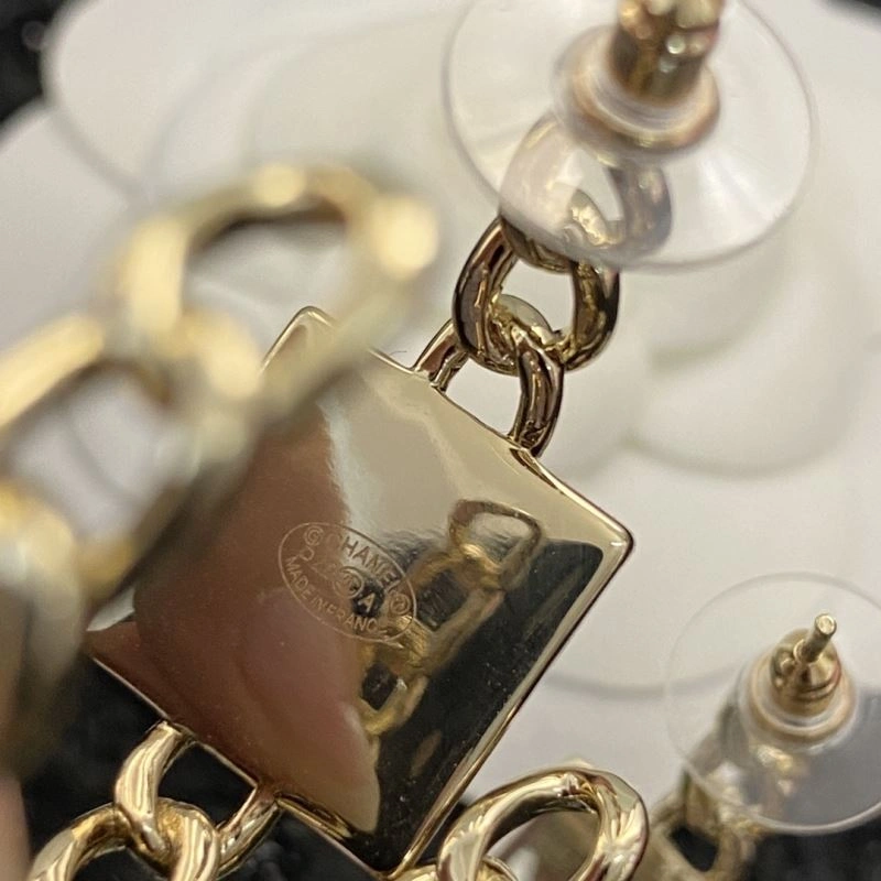 Chanel Earrings Modern 232248
