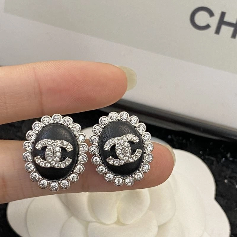Chanel Earrings TechFriendly 232289