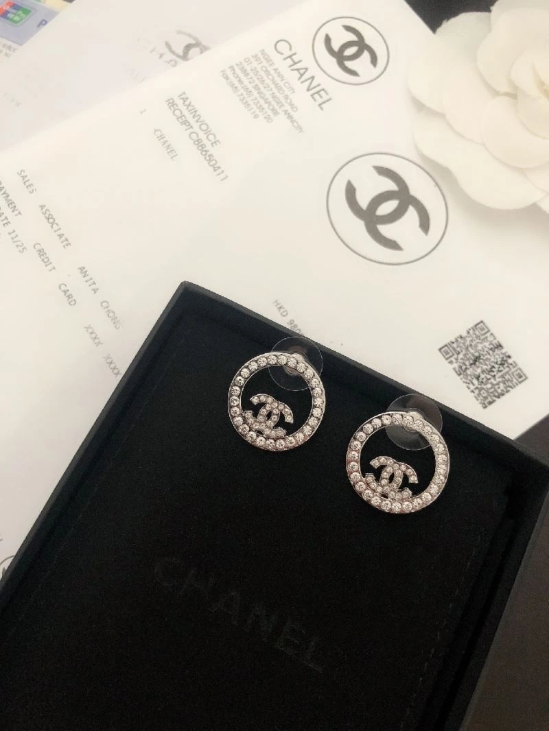 Sleek Chanel Earrings 232244