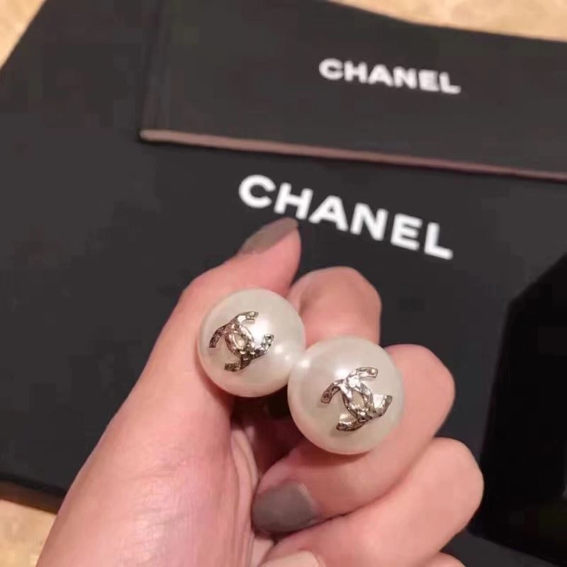 Chanel Earrings HighQuality 232236