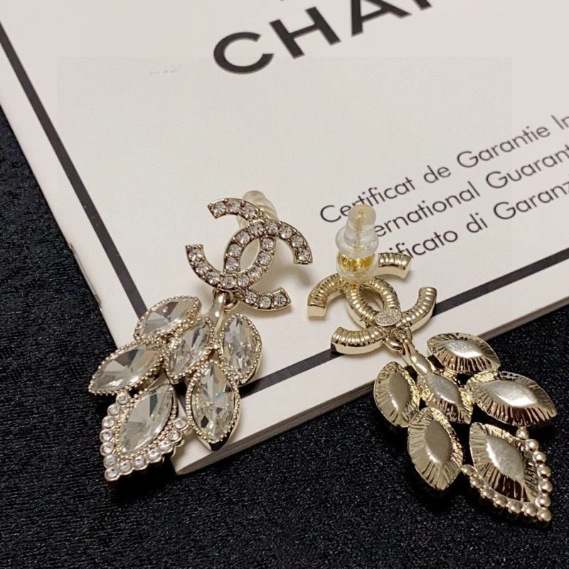 Popular Chanel Earrings 232290