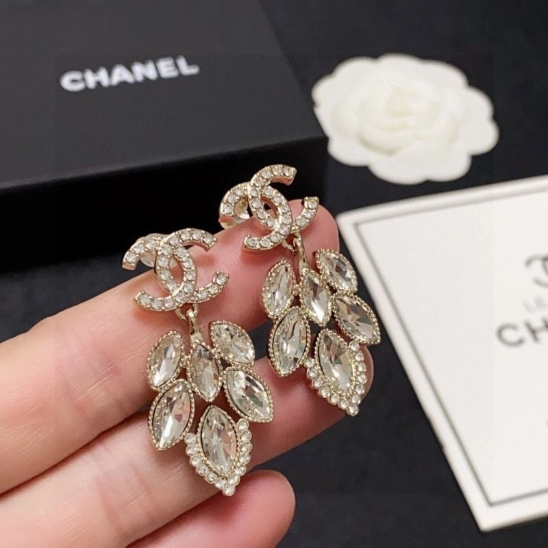Popular Chanel Earrings 232290