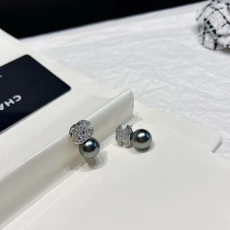 Breathable Chanel Earrings 232229