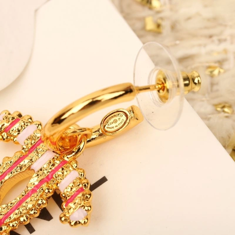 Sophisticated Chanel Earrings 232221