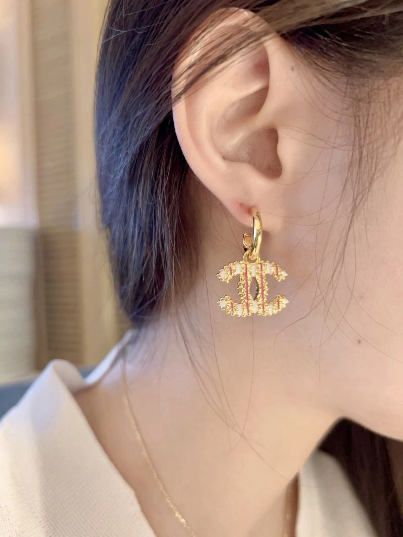 Sophisticated Chanel Earrings 232221
