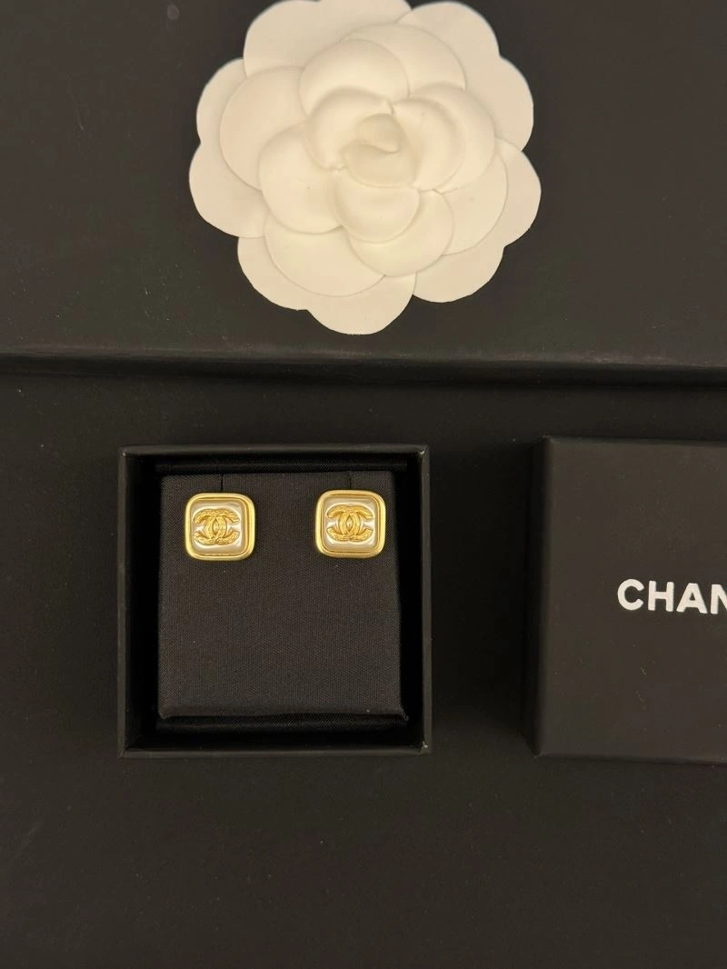 Chanel Earrings Packable 232284