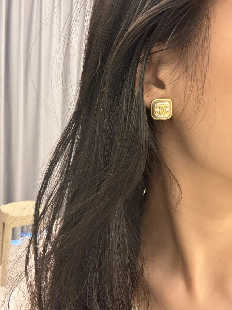Chanel Earrings Packable 232284