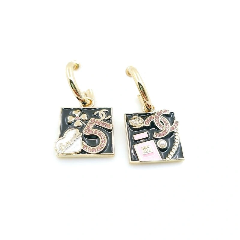 Chanel Earrings Affordable 232237