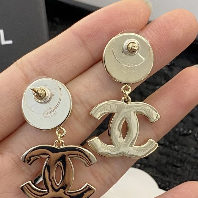Chanel Earrings Elegant 232212