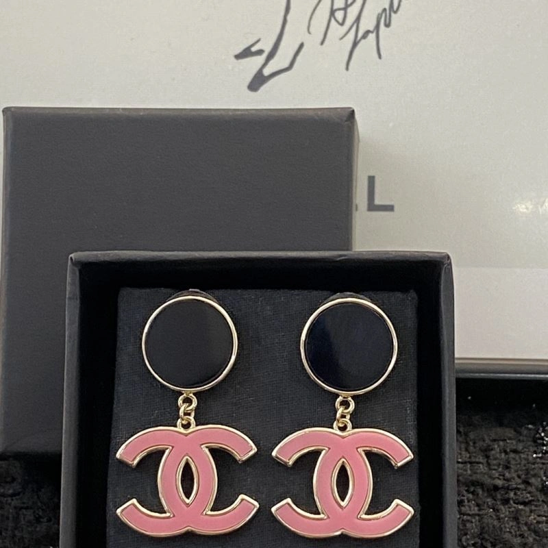 Chanel Earrings Elegant 232212