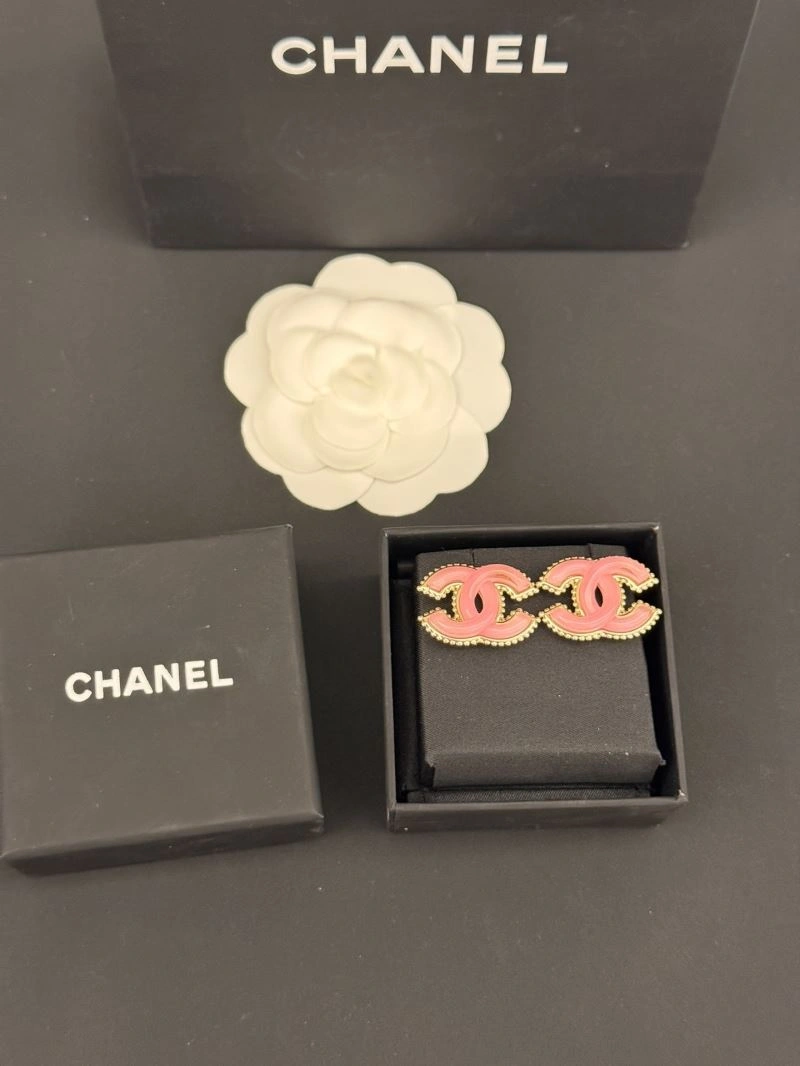 Comfortable Chanel Earrings 232293