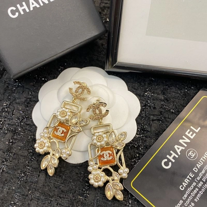 Sustainable Chanel Earrings 232213