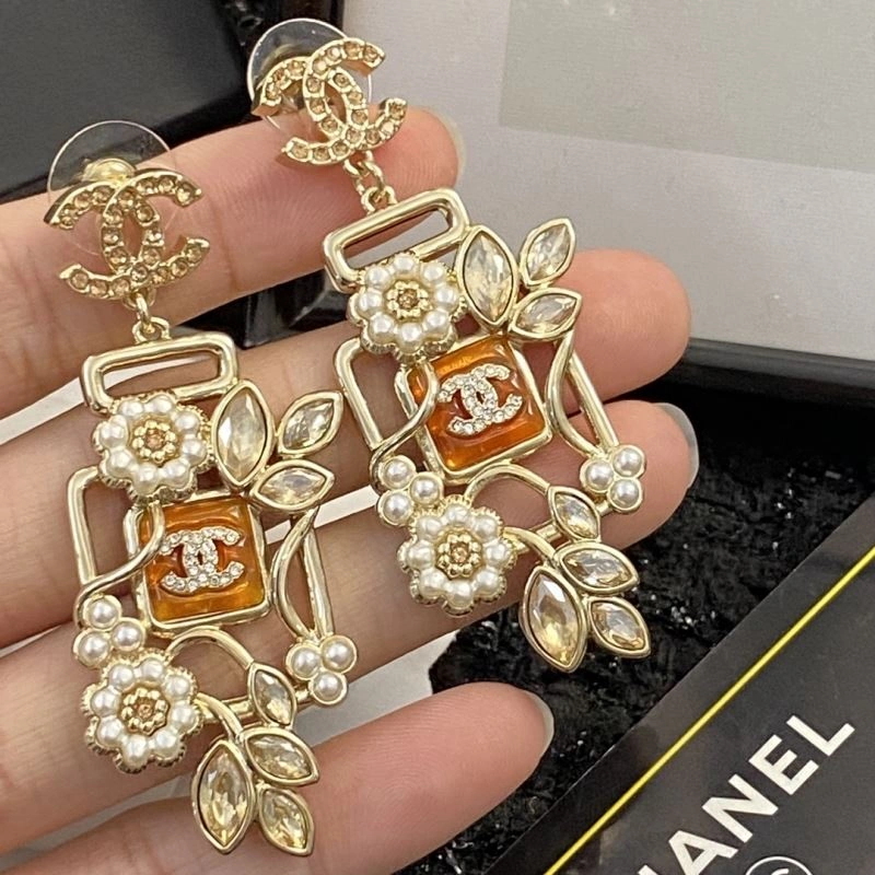 Sustainable Chanel Earrings 232213