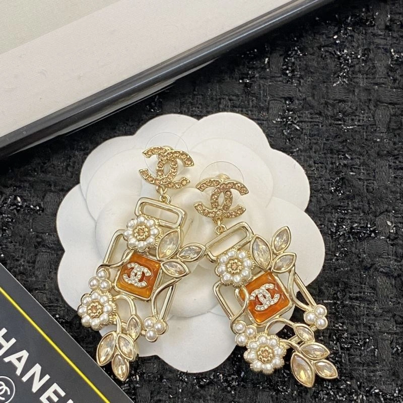 Sustainable Chanel Earrings 232213