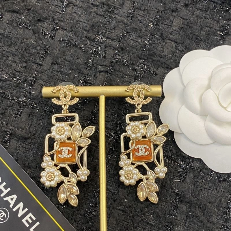 Sustainable Chanel Earrings 232213