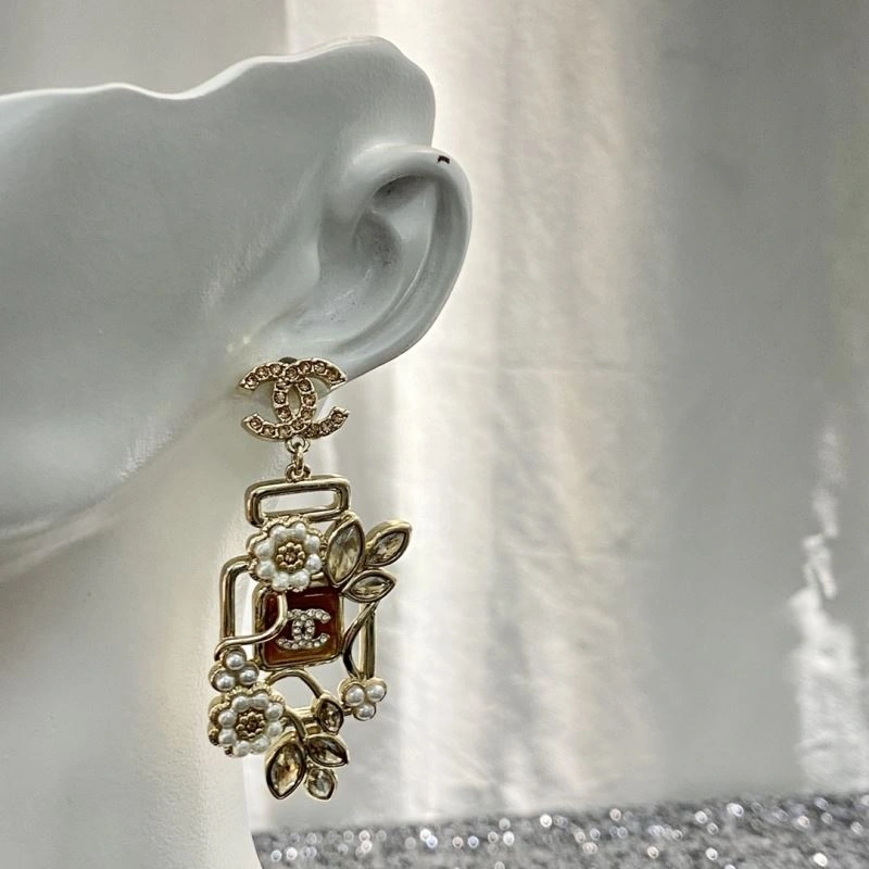 Sustainable Chanel Earrings 232213