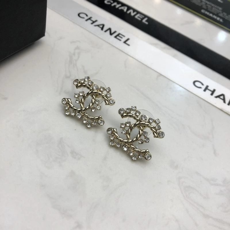 Chanel Earrings Comfortable 232203