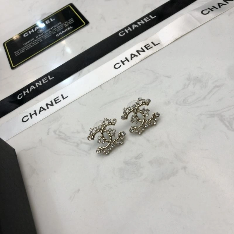 Chanel Earrings Comfortable 232203