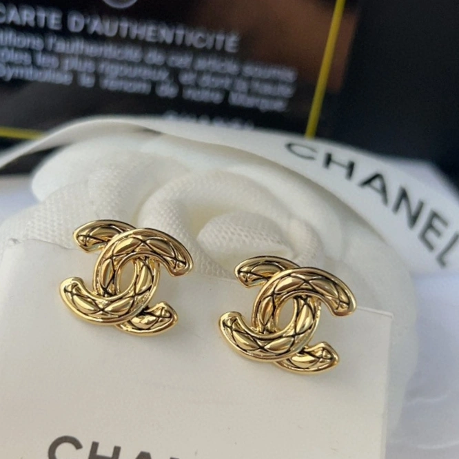Chanel Earrings FreshLook 232200