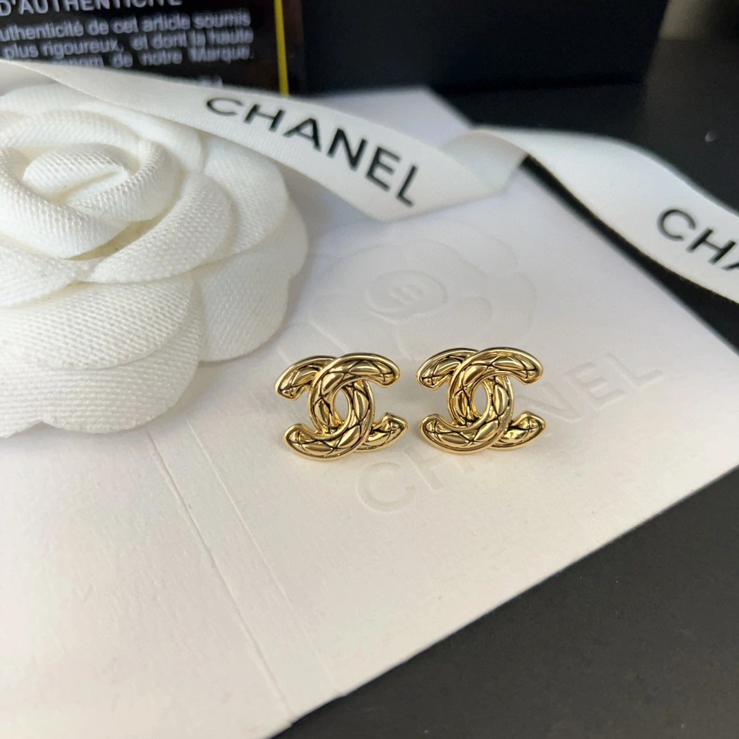 Chanel Earrings FreshLook 232200