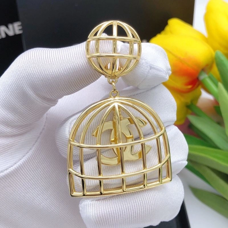 Chanel Earrings Comfortable 232223