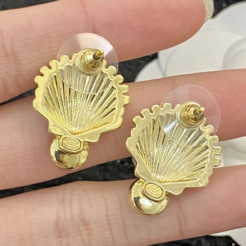 Chanel Earrings Soft 232218