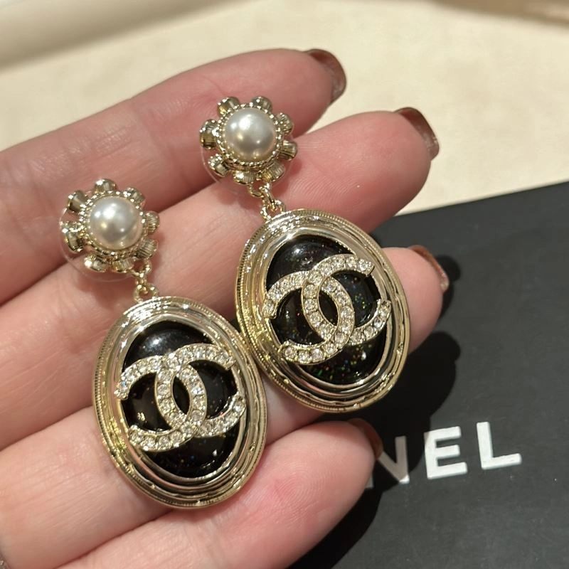 RelaxedFit Chanel Earrings 232188