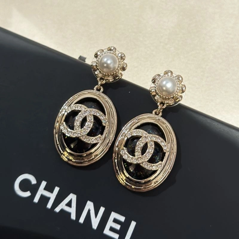 RelaxedFit Chanel Earrings 232188