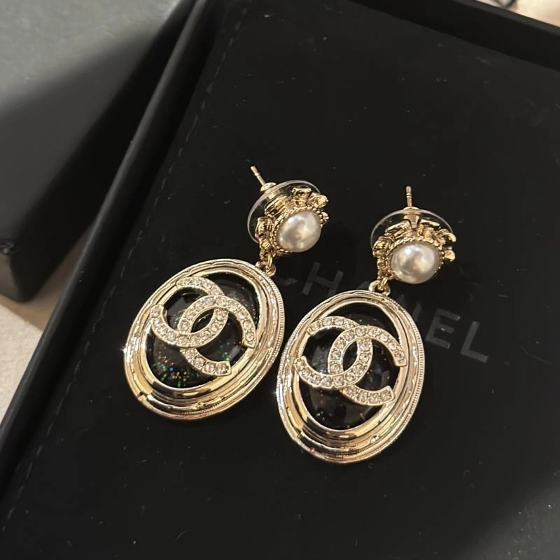 RelaxedFit Chanel Earrings 232188