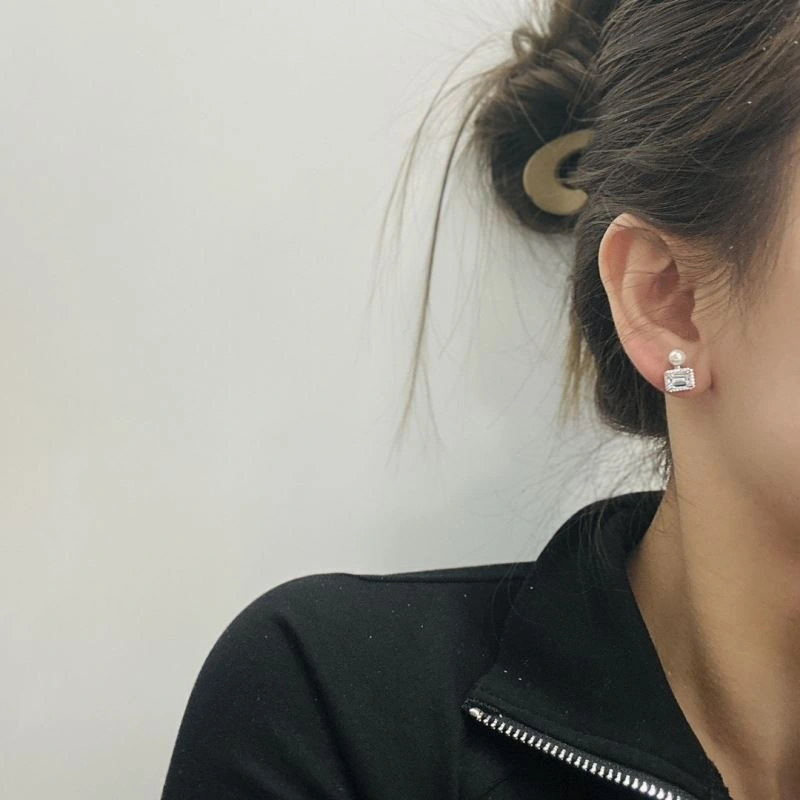 Chanel Earrings ZeroBulk 232187