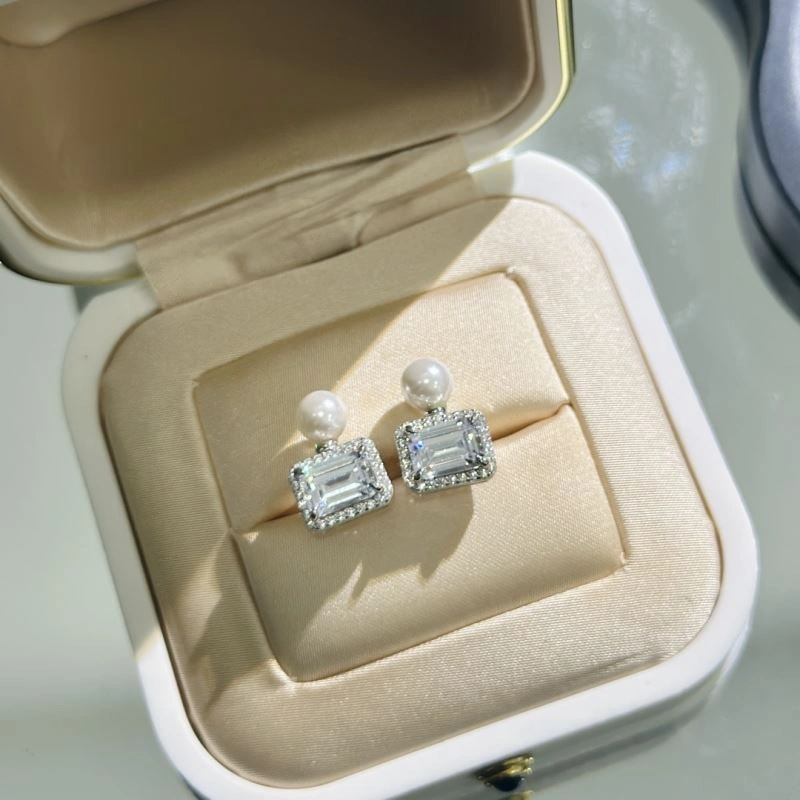Chanel Earrings ZeroBulk 232187