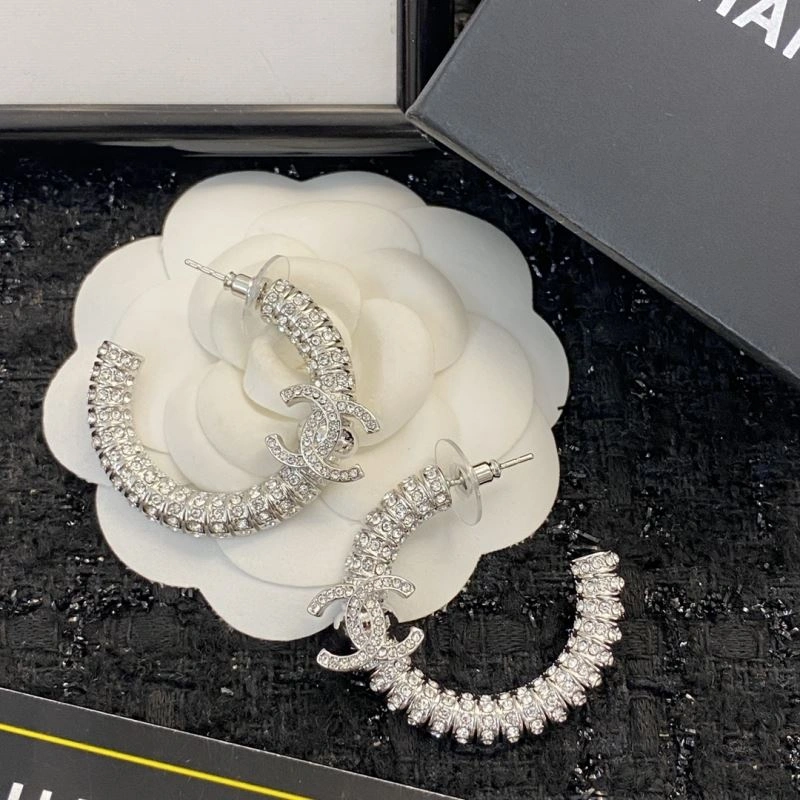 Chanel Earrings ModernLook 232192