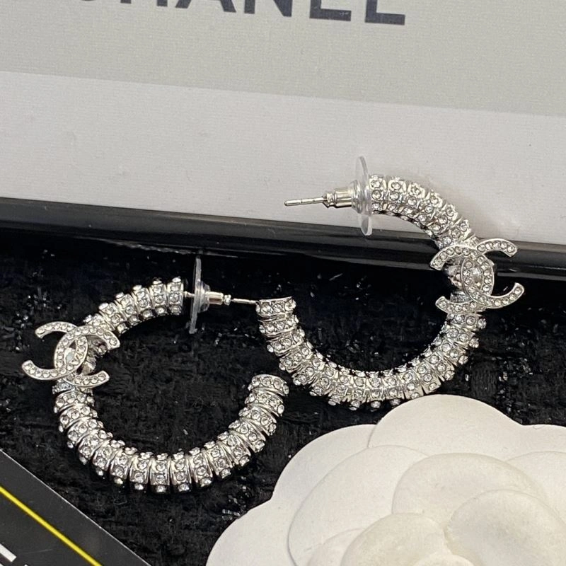 Chanel Earrings ModernLook 232192