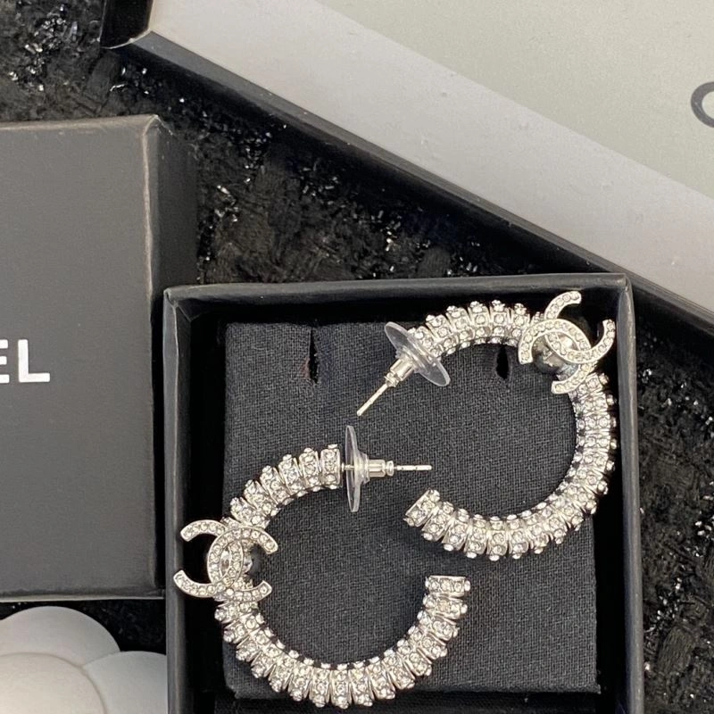 Chanel Earrings ModernLook 232192