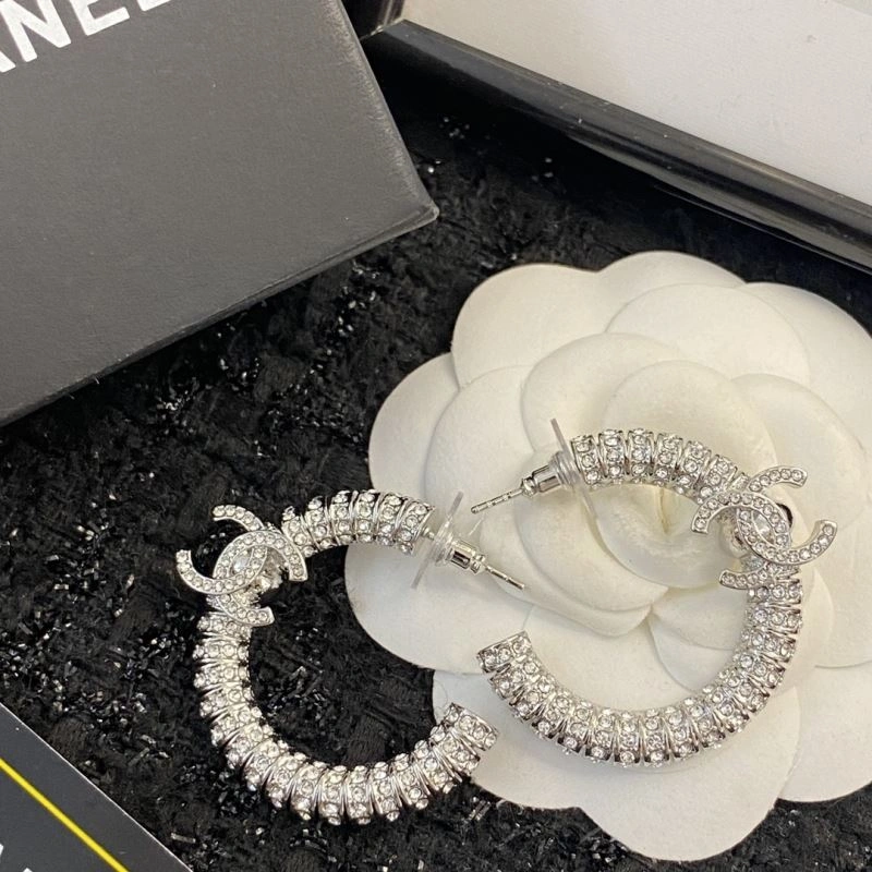 Chanel Earrings ModernLook 232192