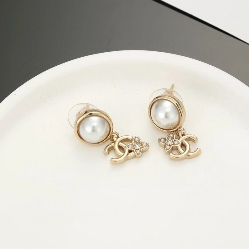 MoistureWicking Chanel Earrings 232169
