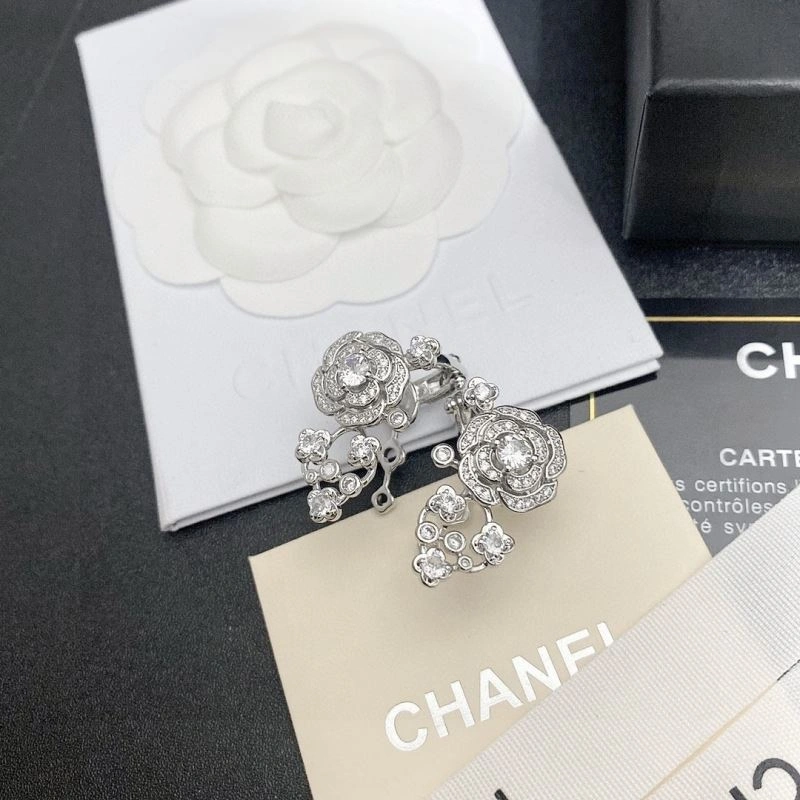 Tailored Chanel Earrings 232159