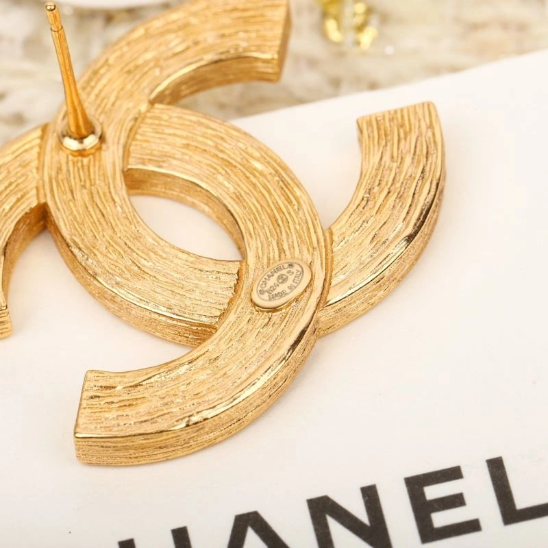 HighPerformance Chanel Earrings 232164