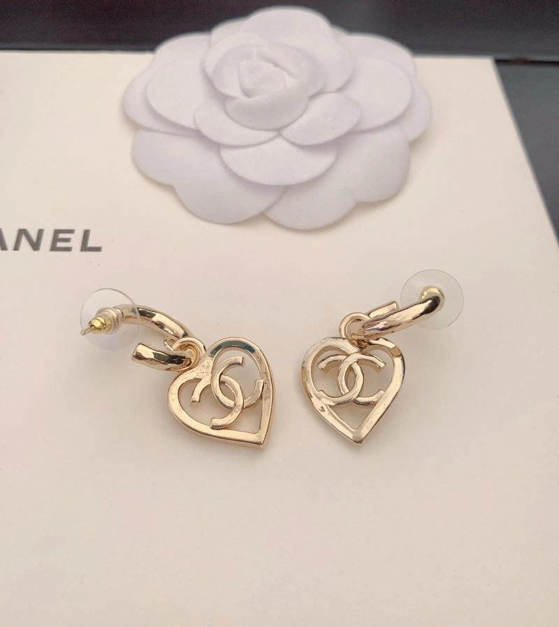Seasonal Chanel Earrings 232151