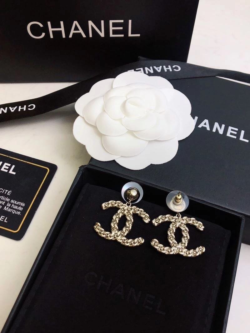 Timeless Chanel Earrings 232158