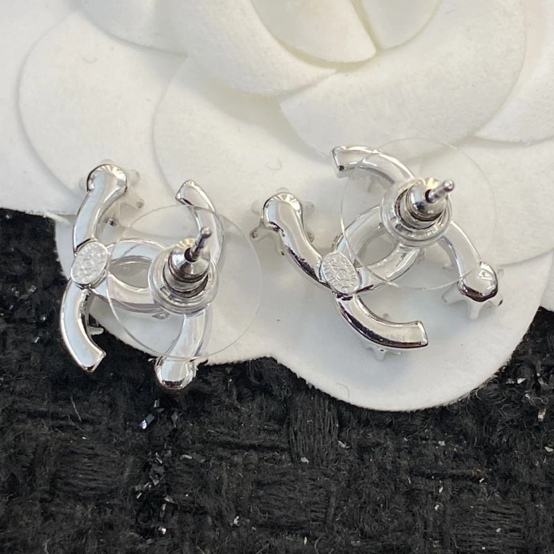Chanel Earrings Breathable 232215