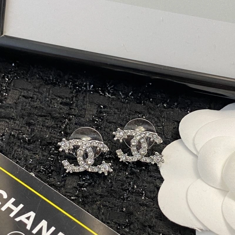 Chanel Earrings Breathable 232215