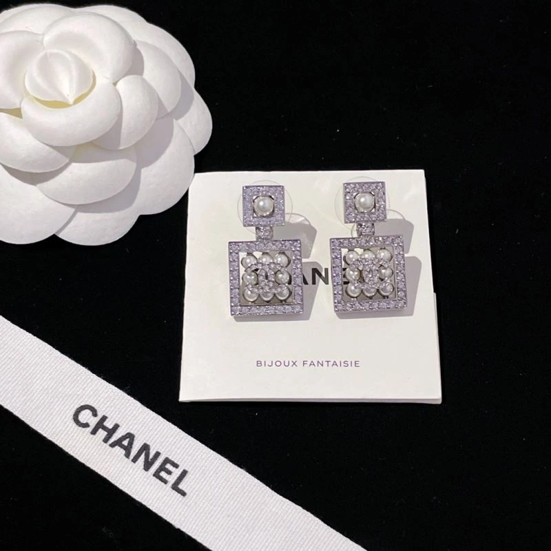 Chanel Earrings MultiPurpose 232157