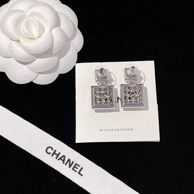 Chanel Earrings MultiPurpose 232157